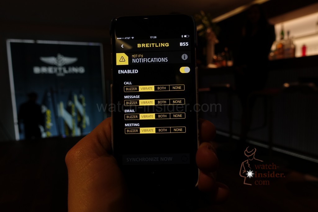 Breitling Exospace B55 Connected: The notification settings on the display of the iPhone.