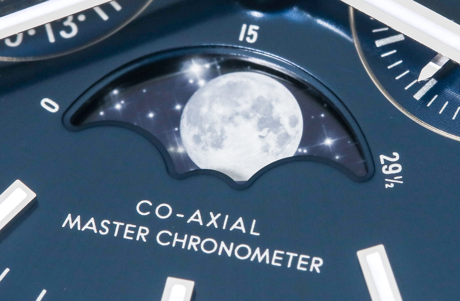 Omega Speedmaster Moonwatch Co-Axial Master Chronometer Moonphase Chronograph Replica Watch Review Wrist Time Reviews 