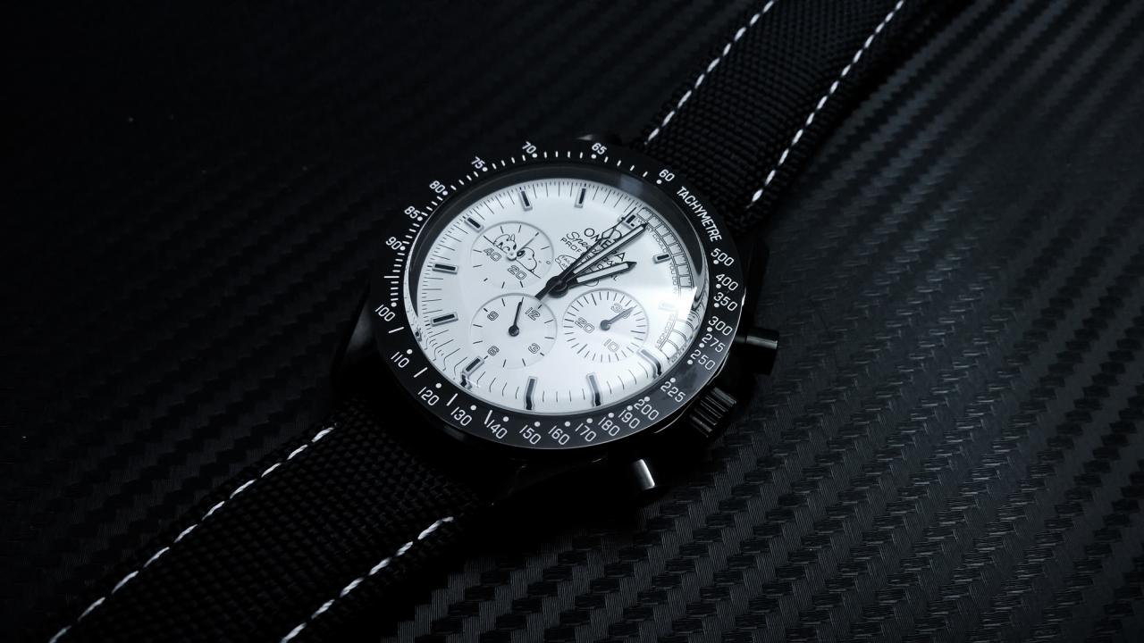 Omega Speedmaster Silver Snoopy Award